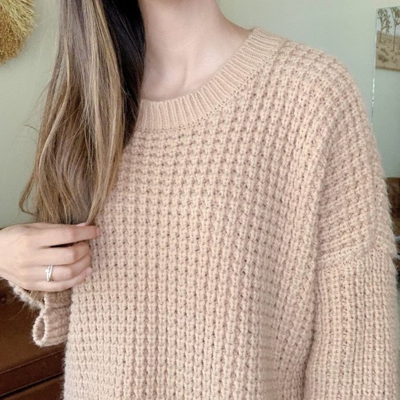 Camel Knit Chunky Sweater 3/4 Sleeves - Picture 5 of 5